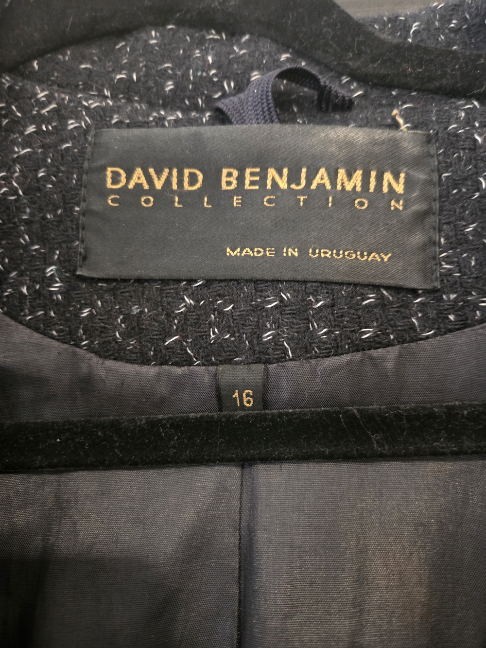David Benjamin Collection Women’s Size 16 Black Tweed Wool Coat Leather Trim - Picture 3 of 10
